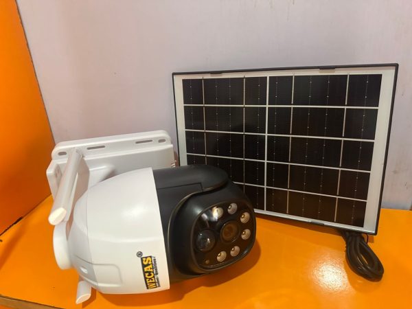 V380 4G PTZ solar camera